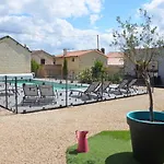 Le Du Marronnier Hébergement de vacances *